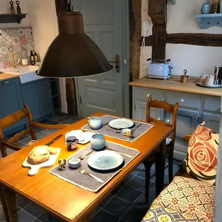 Grimm's Living קאסל